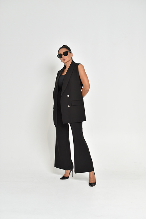 SLEEVELESSS BLAZER