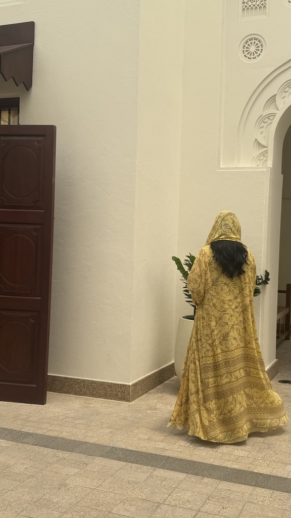 BEAS009 - Abaya Sari